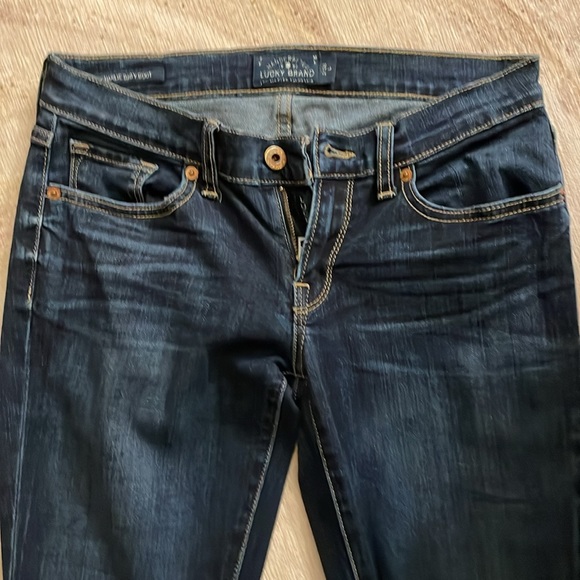 Lucky Brand size 2/26 L Charlie Baby Boot dark wash jeans - Picture 2 of 10